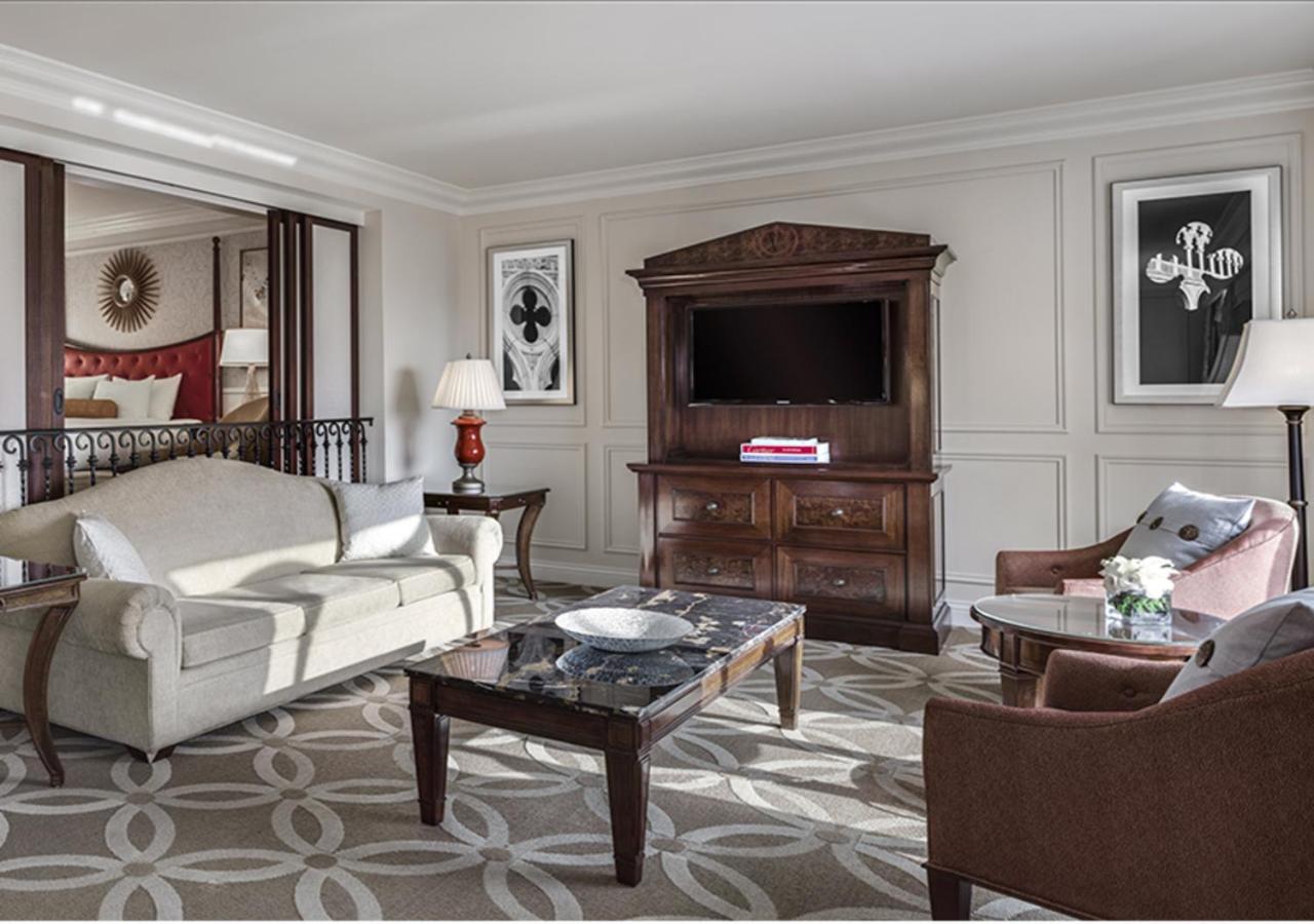 The Venetian Resort Las Vegas Esterno foto A suite at the Ritz-Carlton, Paris